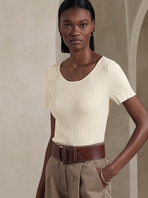 Ravello Leather Waist Belt | Banana Republic display picture 3