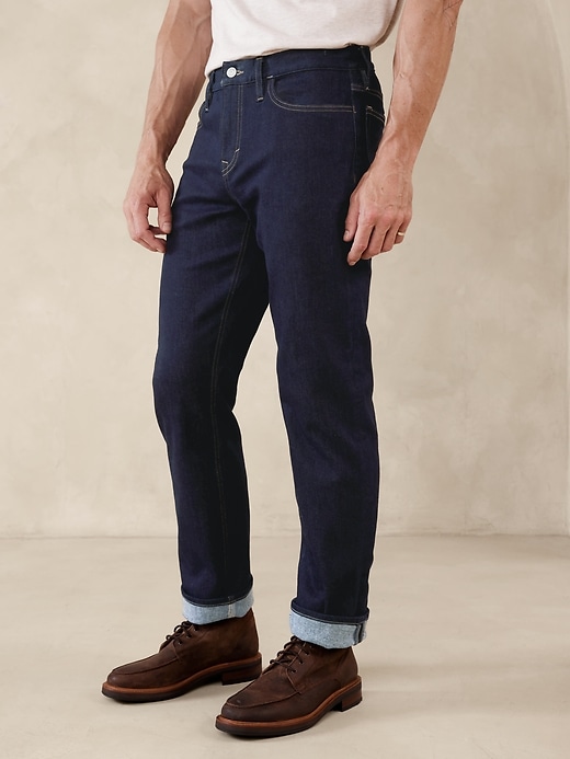 Slim Traveler Jean 2.0