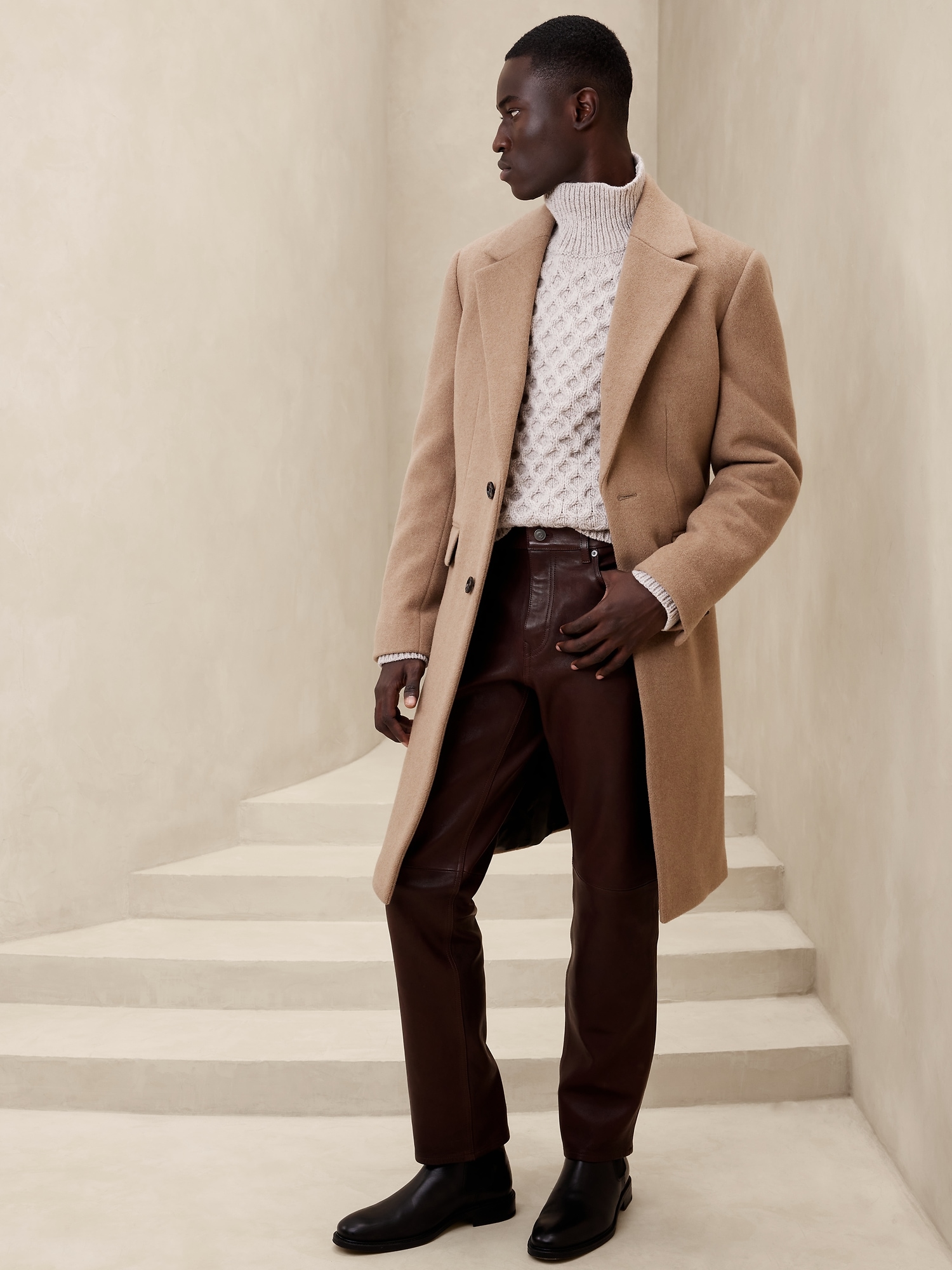 Brown Leather Pants & White Shirt  Brown leather pants, Edgy work