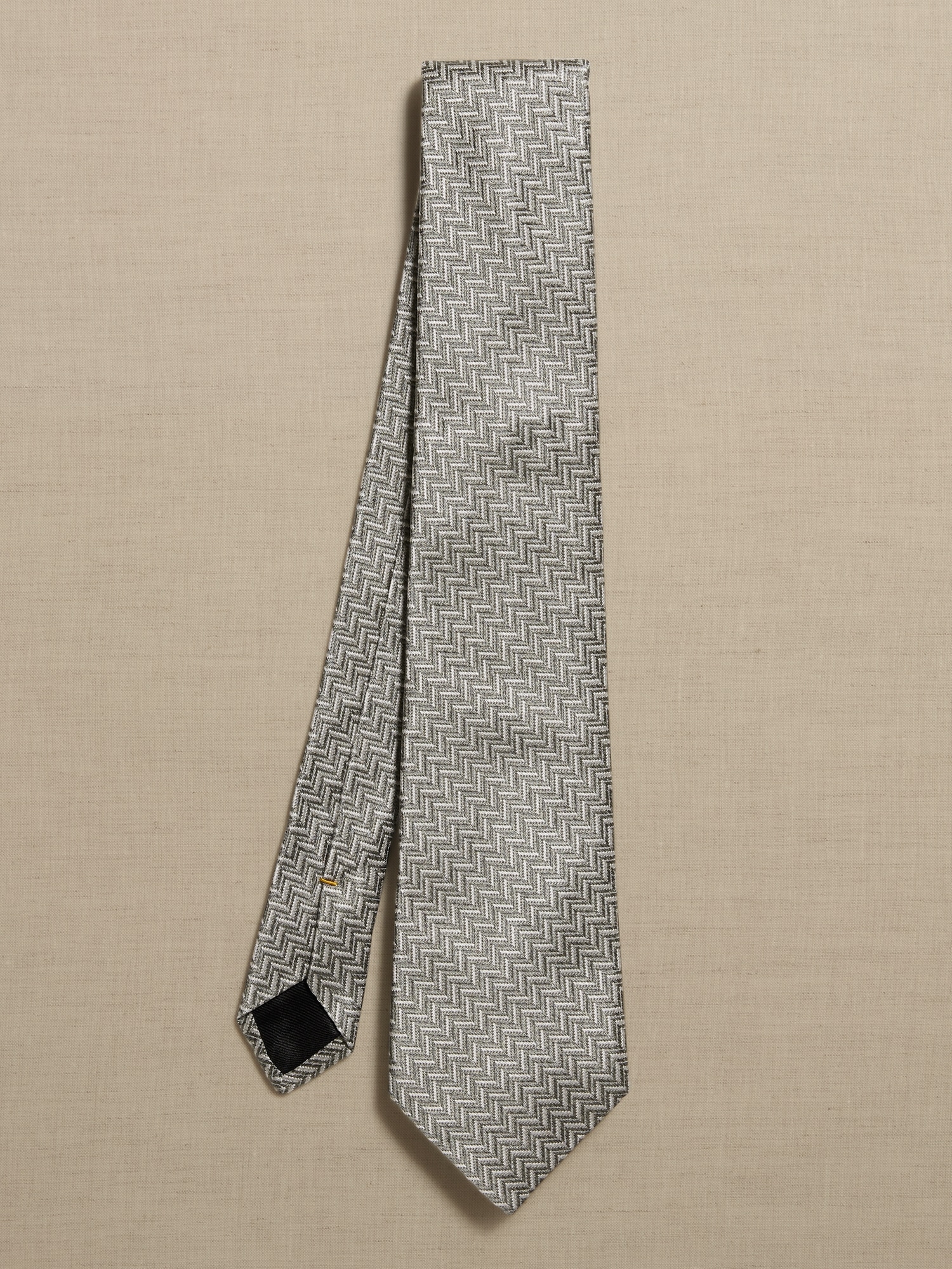 Tirmo Silk Herringbone Tie