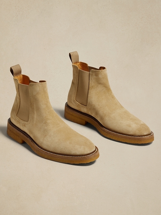 Suede Chelsea Boot | Banana Republic display picture 1