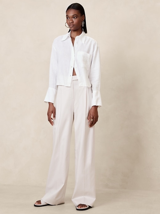 The Boxy Crop Linen Shirt | Banana Republic