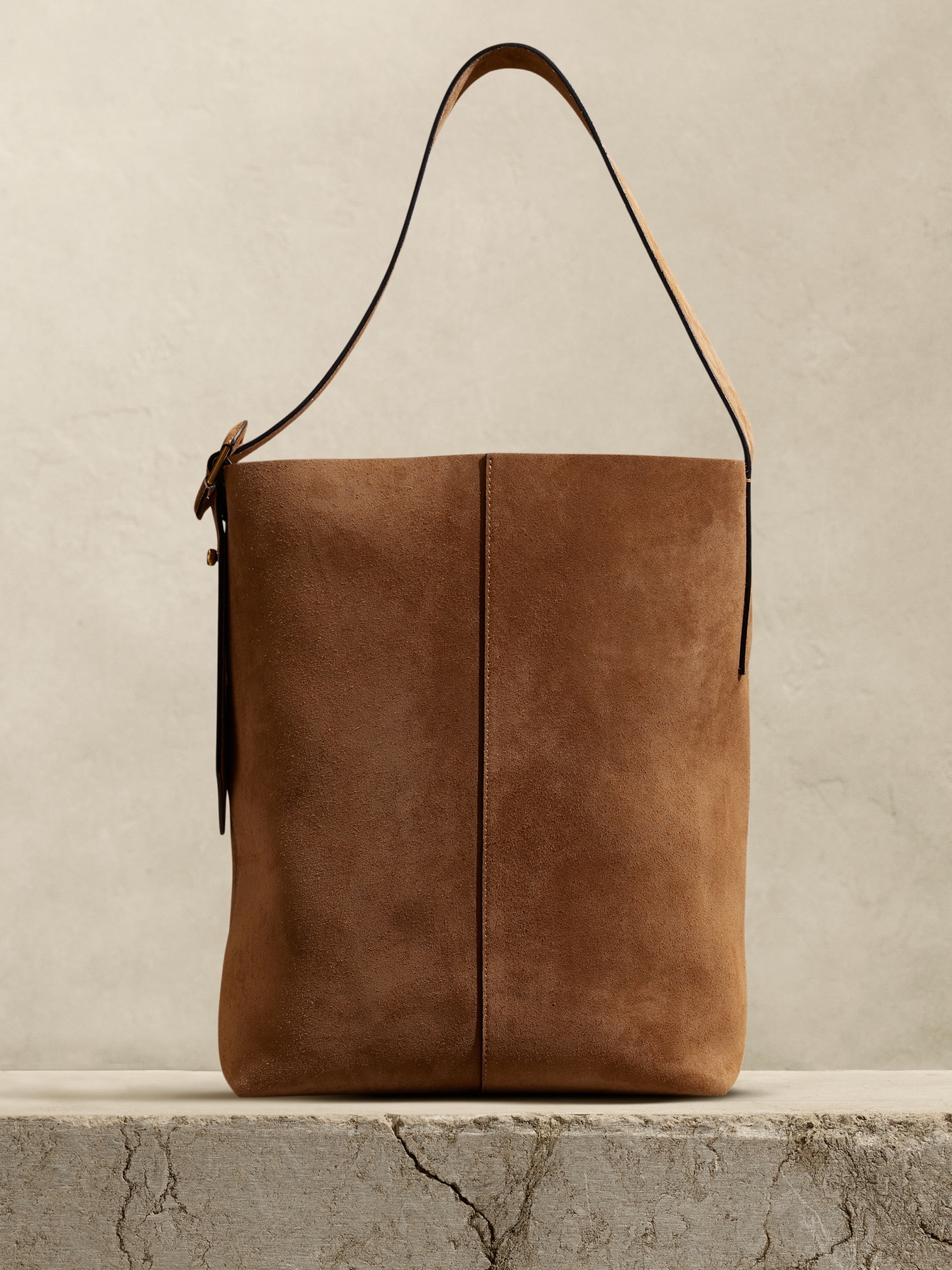Buy Rassasier Lulu Leather Bucket Bag in Mule Fawn Brown Finish at Amazon.in