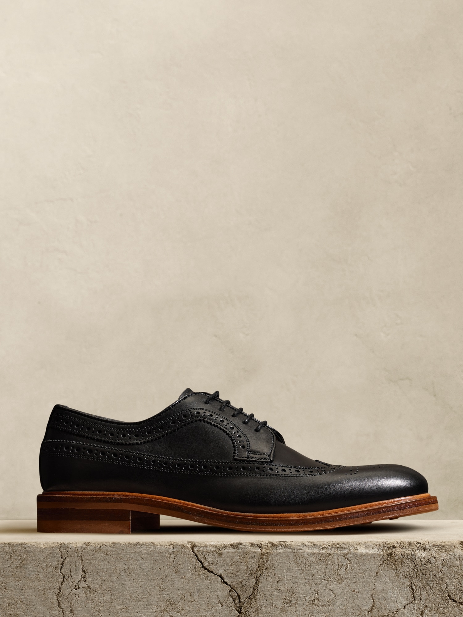Tan Leather Formal Shoes with Wingtip Punching Brogue Oxford Lace-Up C-calidas.vn