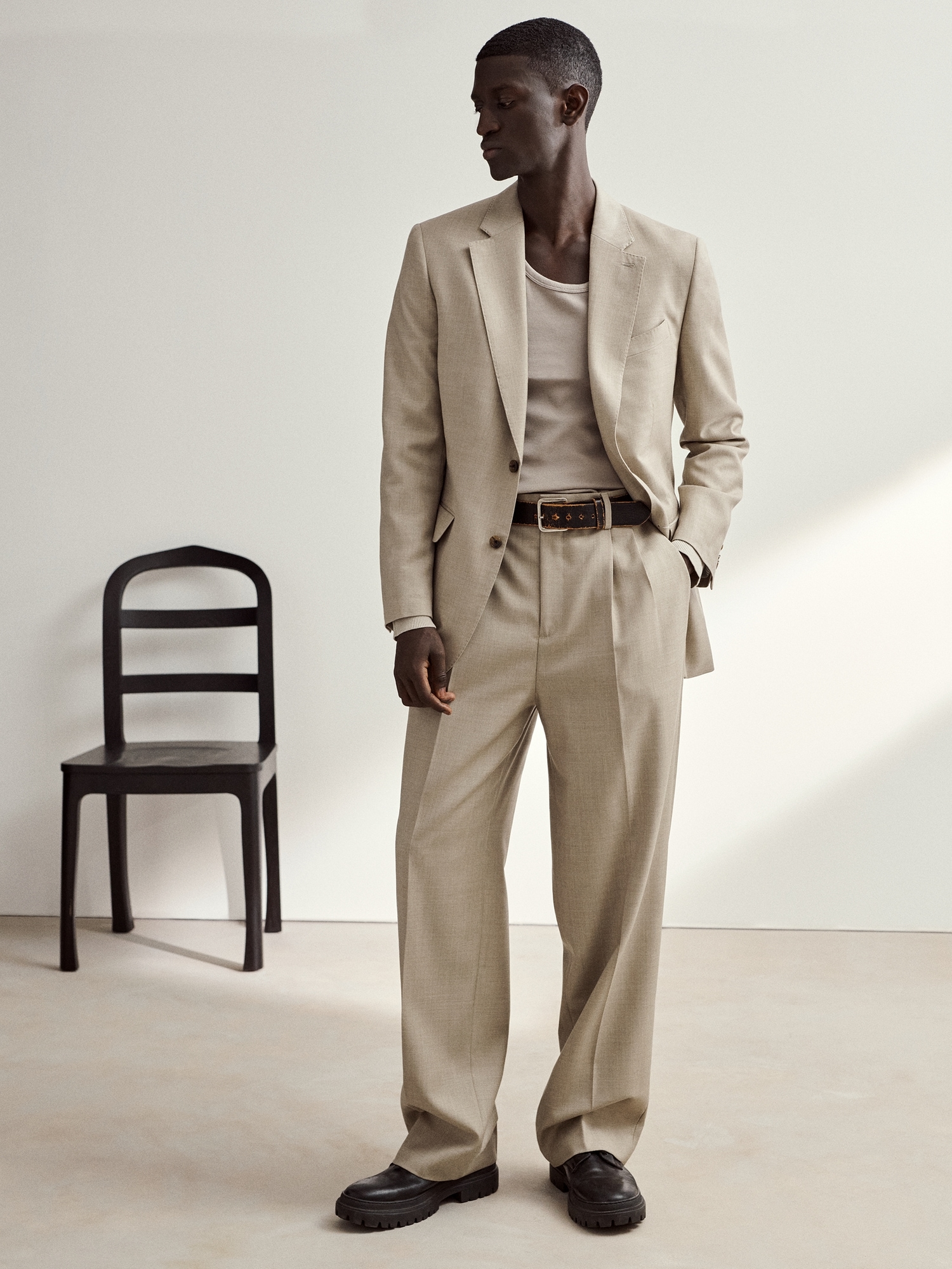 Suit trousers Slim fit - Light beige - Men | H&M GB