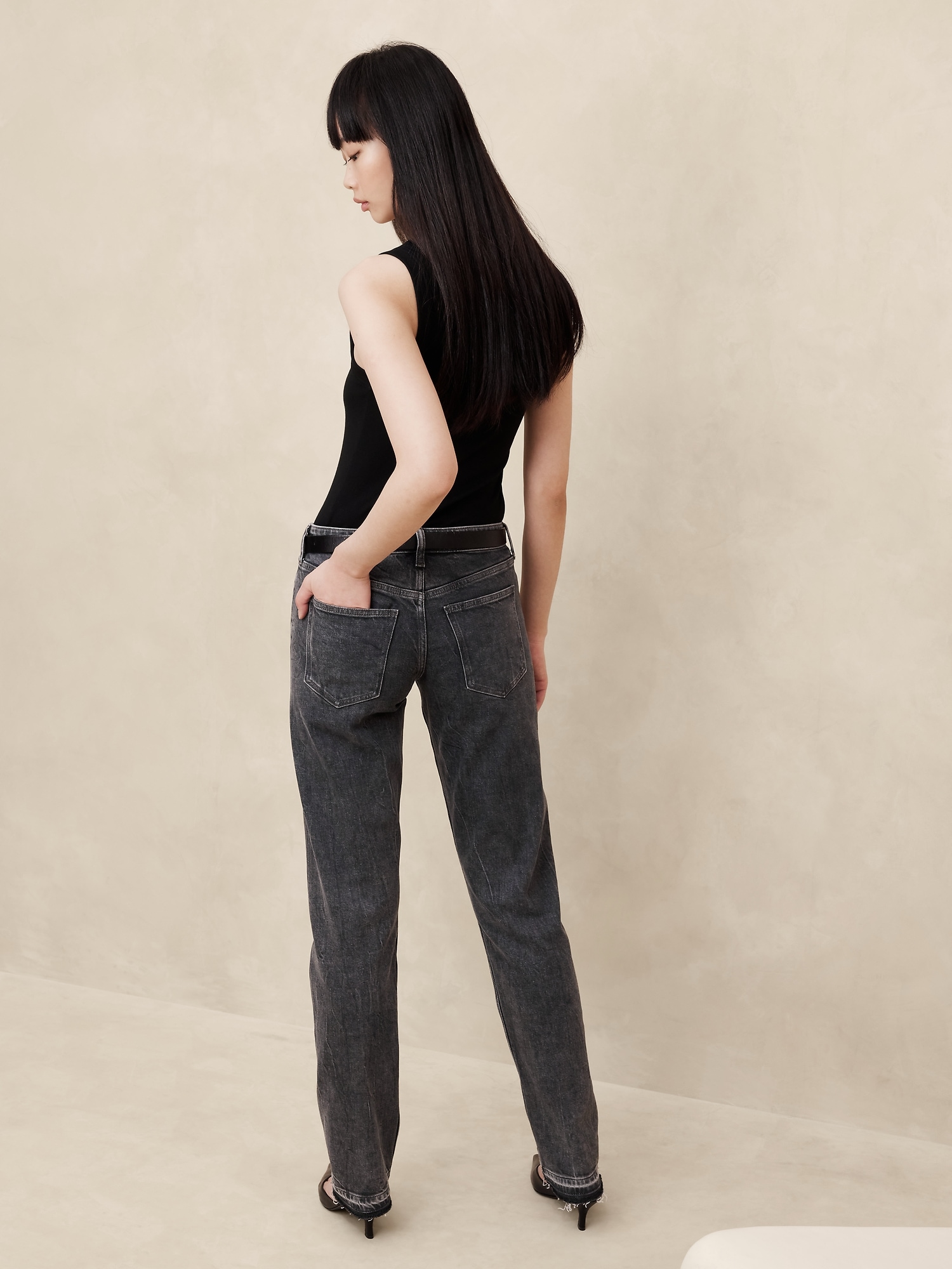 Low-Rise Straight Jean