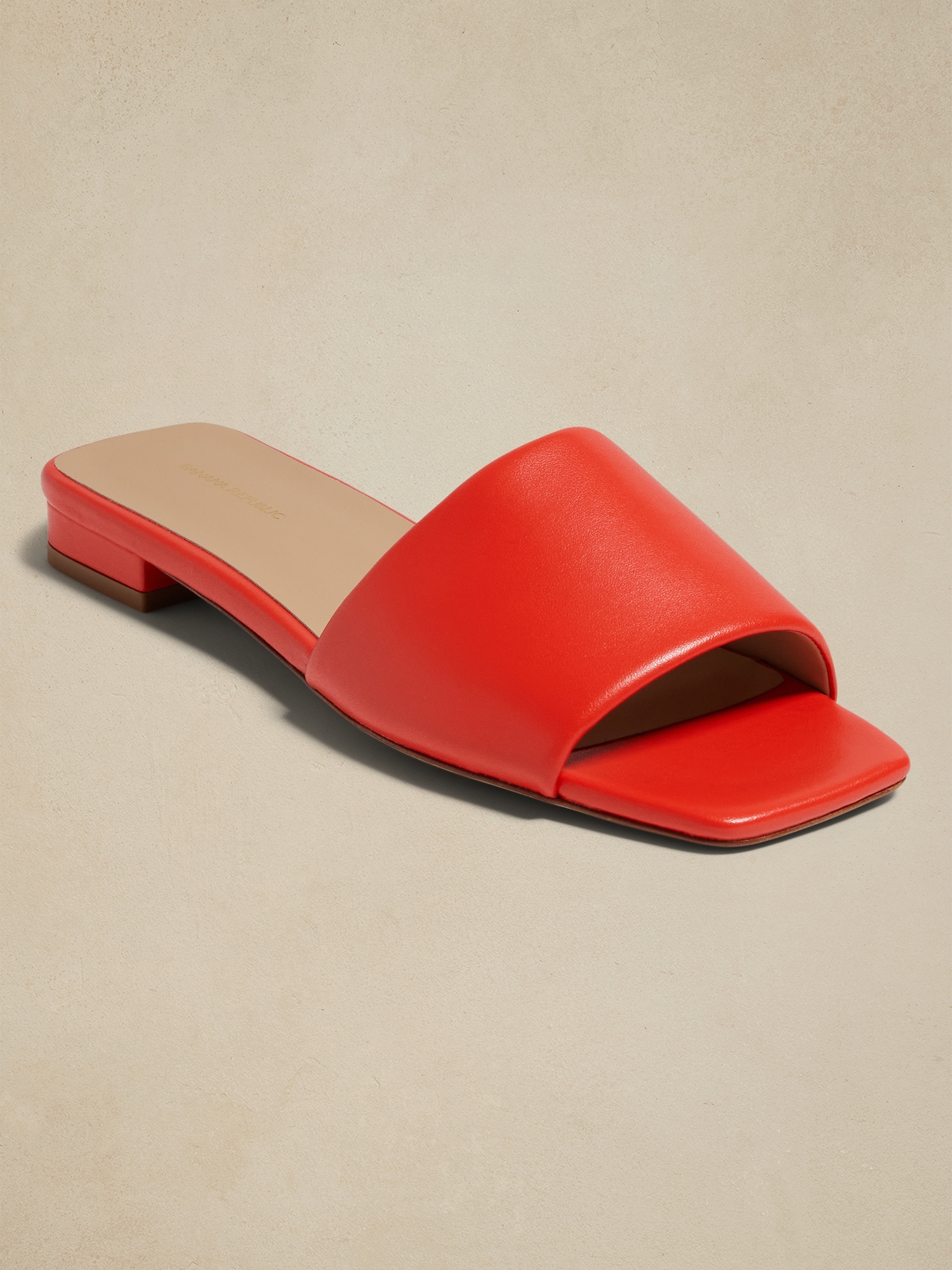 Lucca Leather Slide Sandal