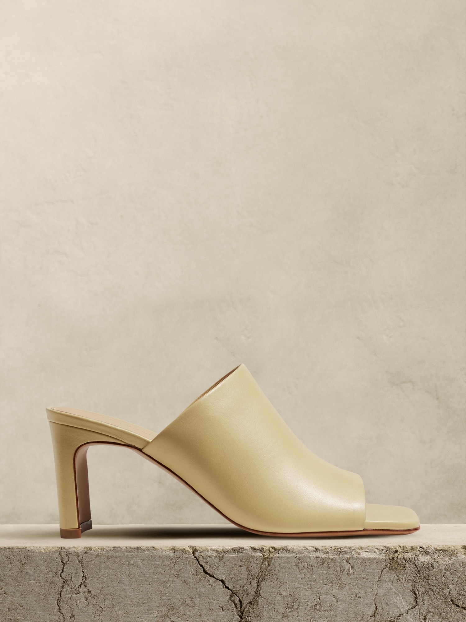 Lucca Leather Square-Toe Mule