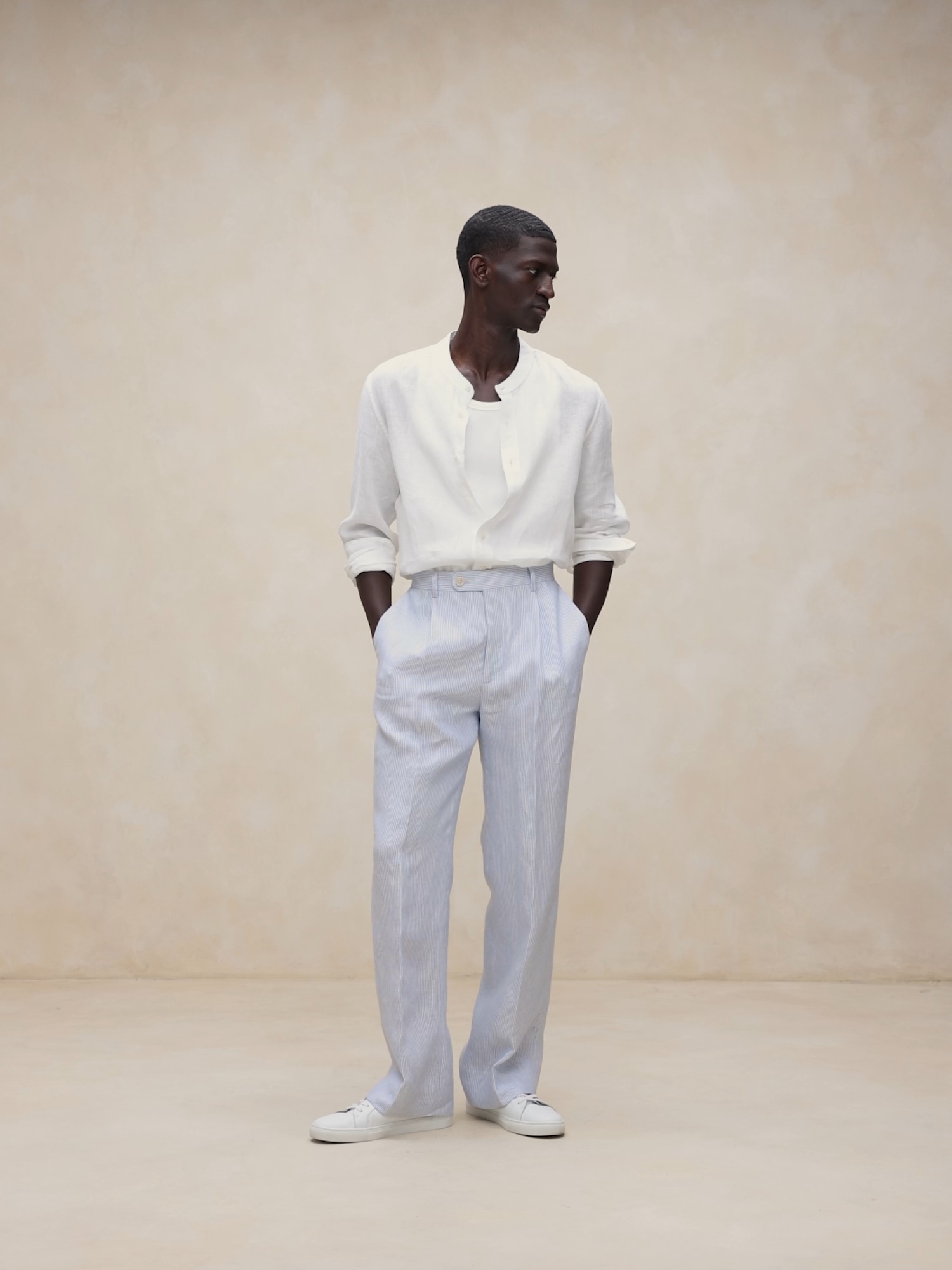 Pleated Straight Linen Pant | Banana Republic