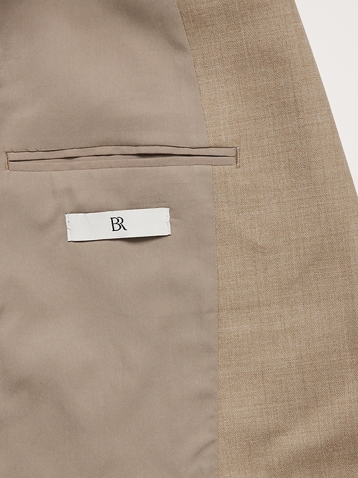 Relaxed-Slim Lightweight Wool Flannel Blazer | Banana Republic