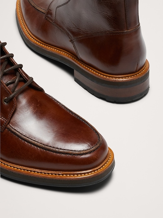 Jaxon Leather Boot | Banana Republic display picture 2