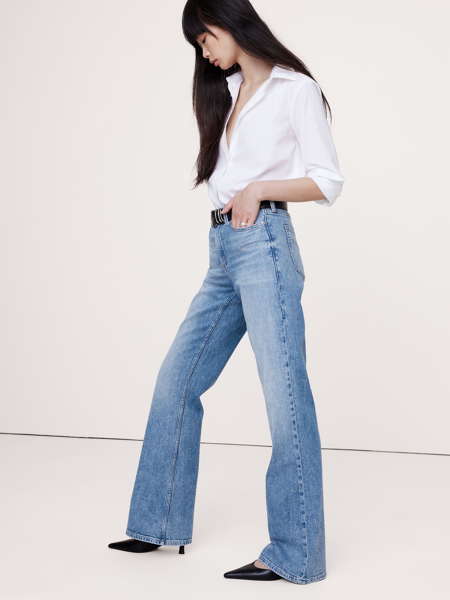 The Relaxed Flare Jean