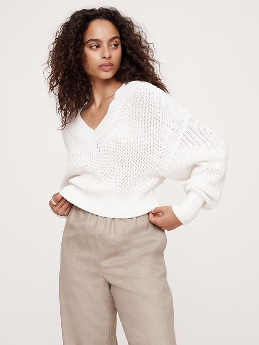 Oversized Cropped V-Neck Cotton Sweater Banana Republic
