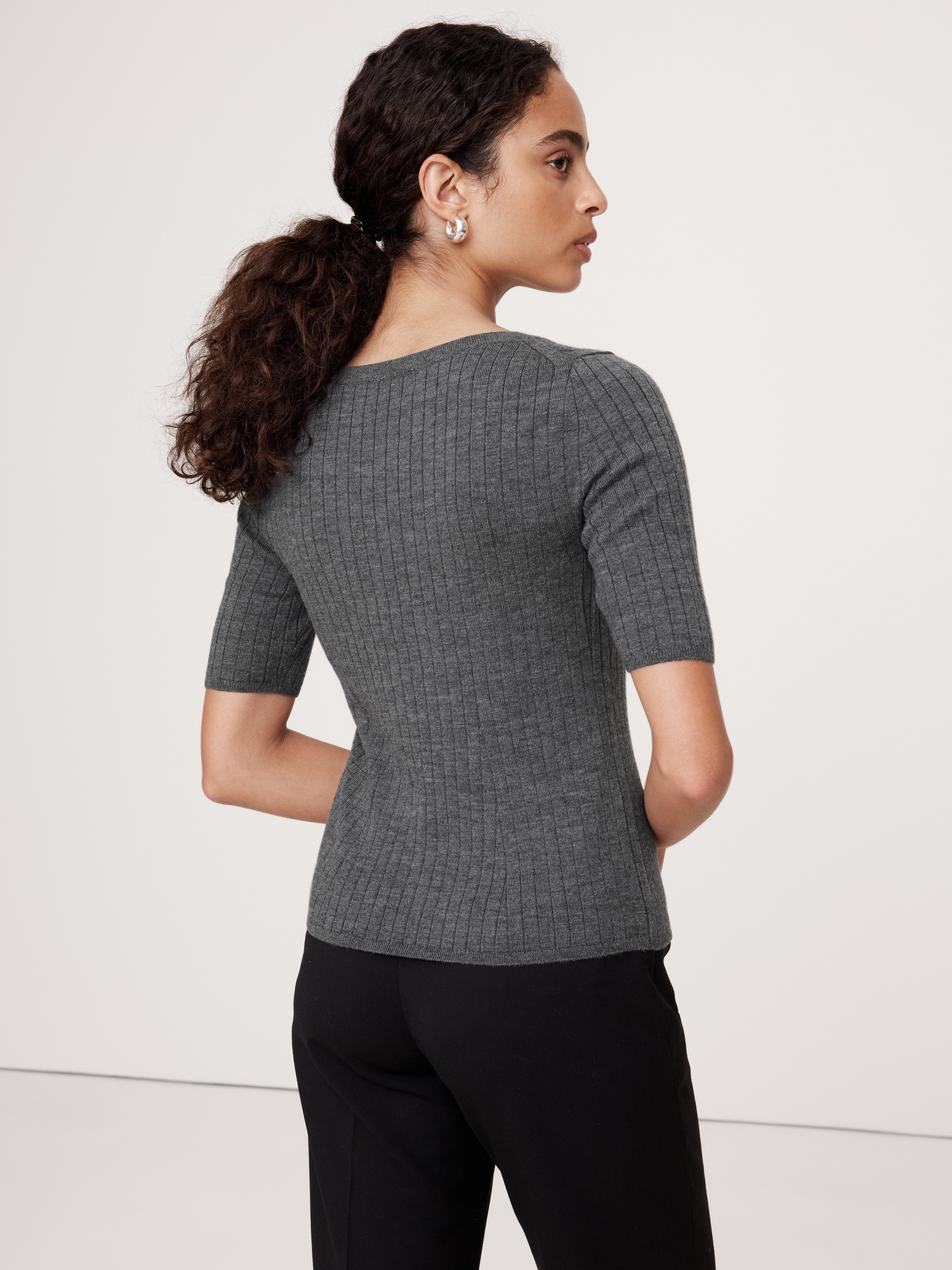 Ribbed Merino Scoop-Neck Sweater | Banana Republic