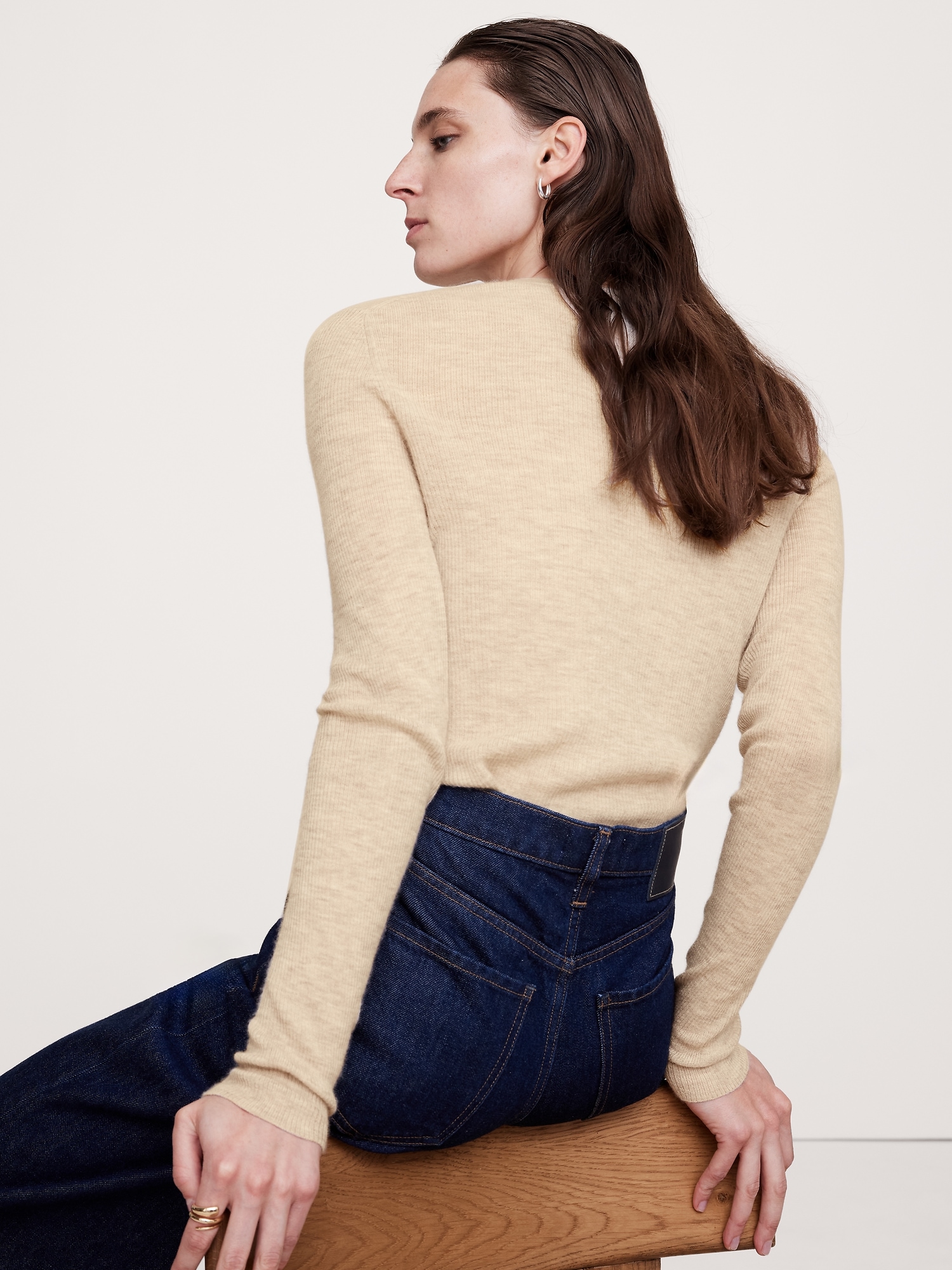 Featherweight Cashmere Henley