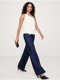 Cold Shoulder Lace Top Style 242017 | 1ère Avenue
