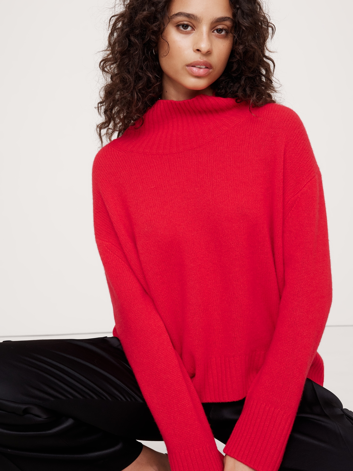 Oversized Cashmere Turtleneck Sweater Banana Republic