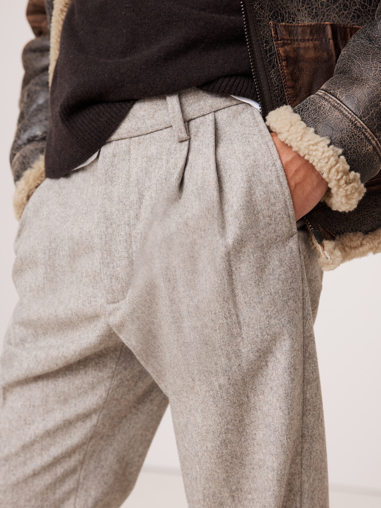 Wool-Blend Pleated Pant