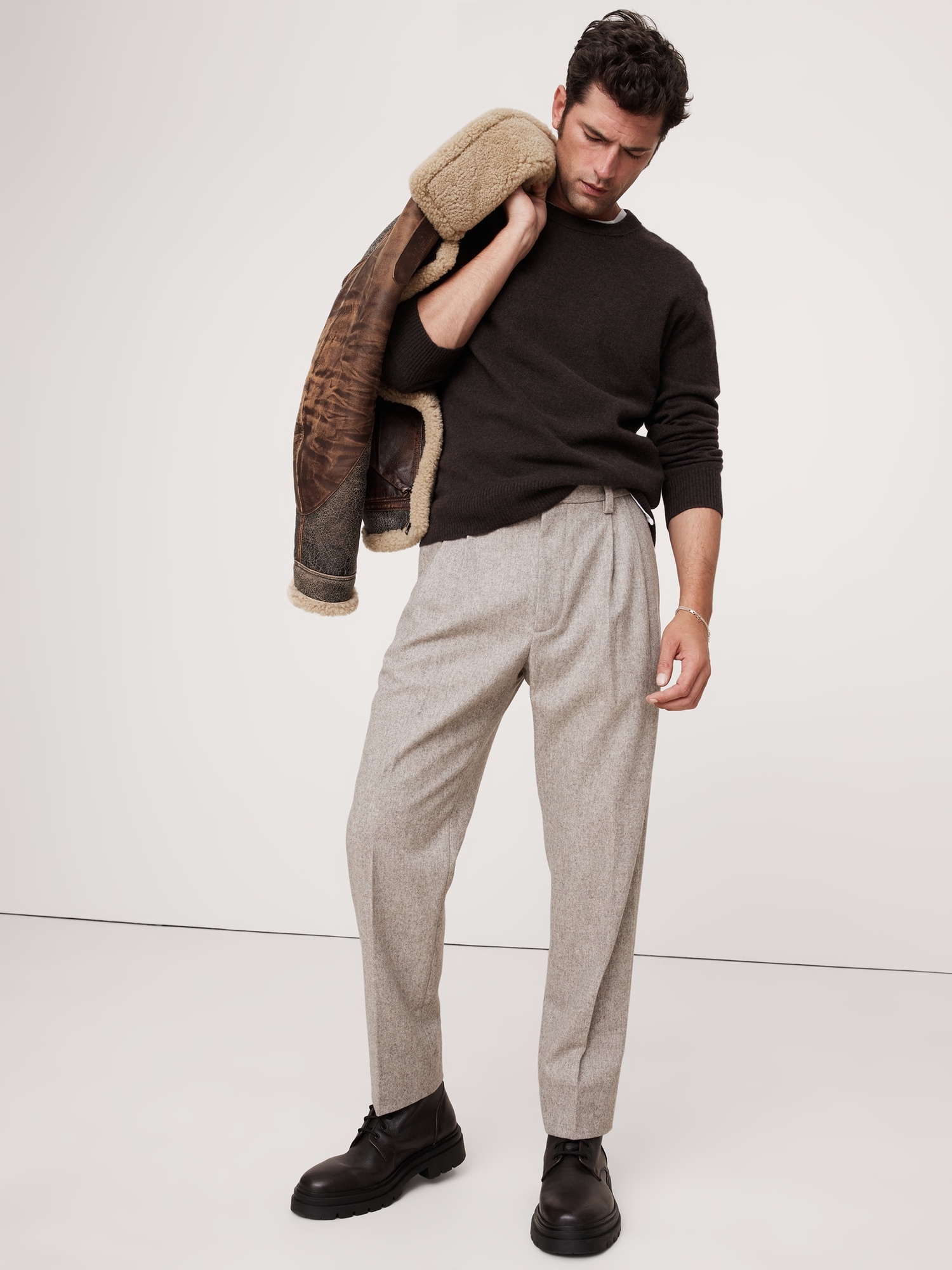 Wool-Blend Pleated Pant