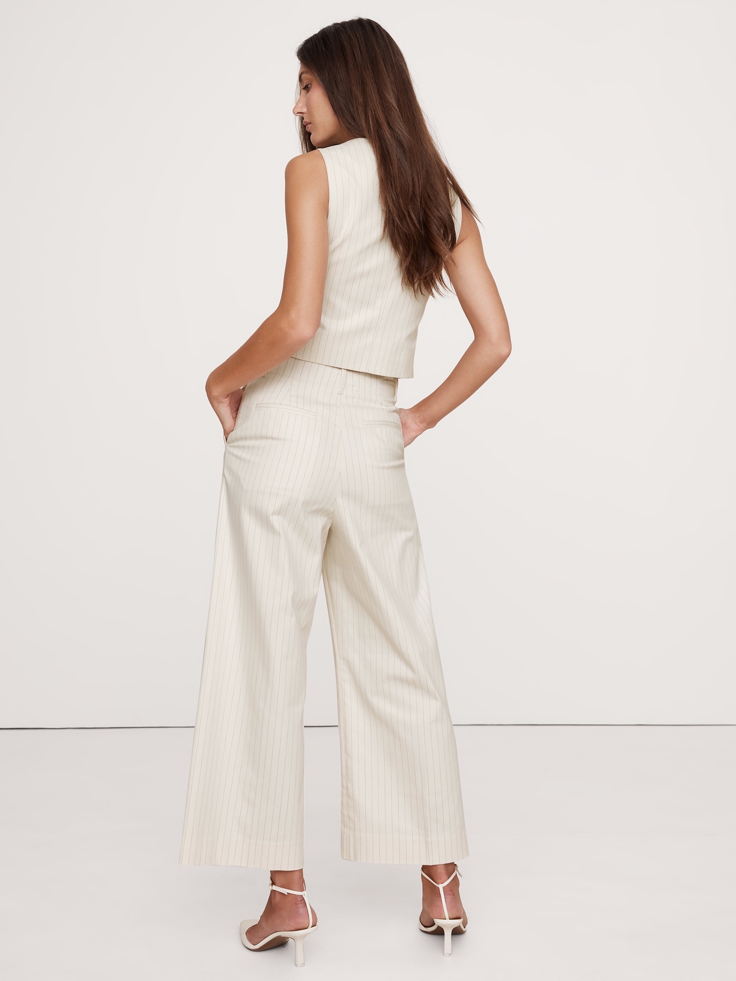 High-Rise Wide-Leg Cropped Pinstripe Pant