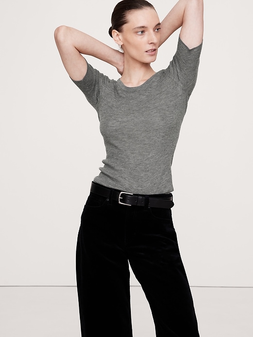 Lightweight Merino Cropped Cardigan