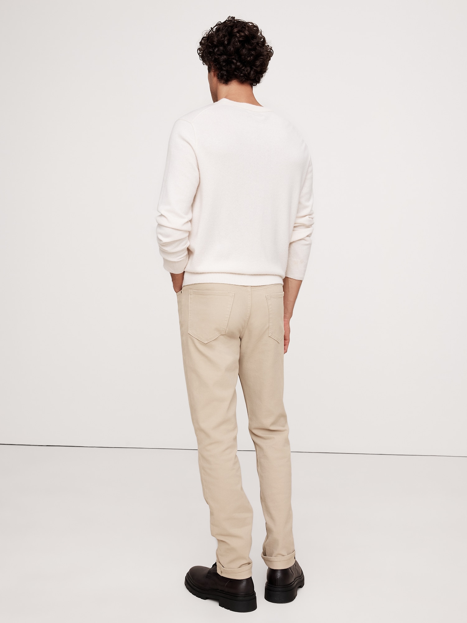 Slim Brushed Traveler Pant