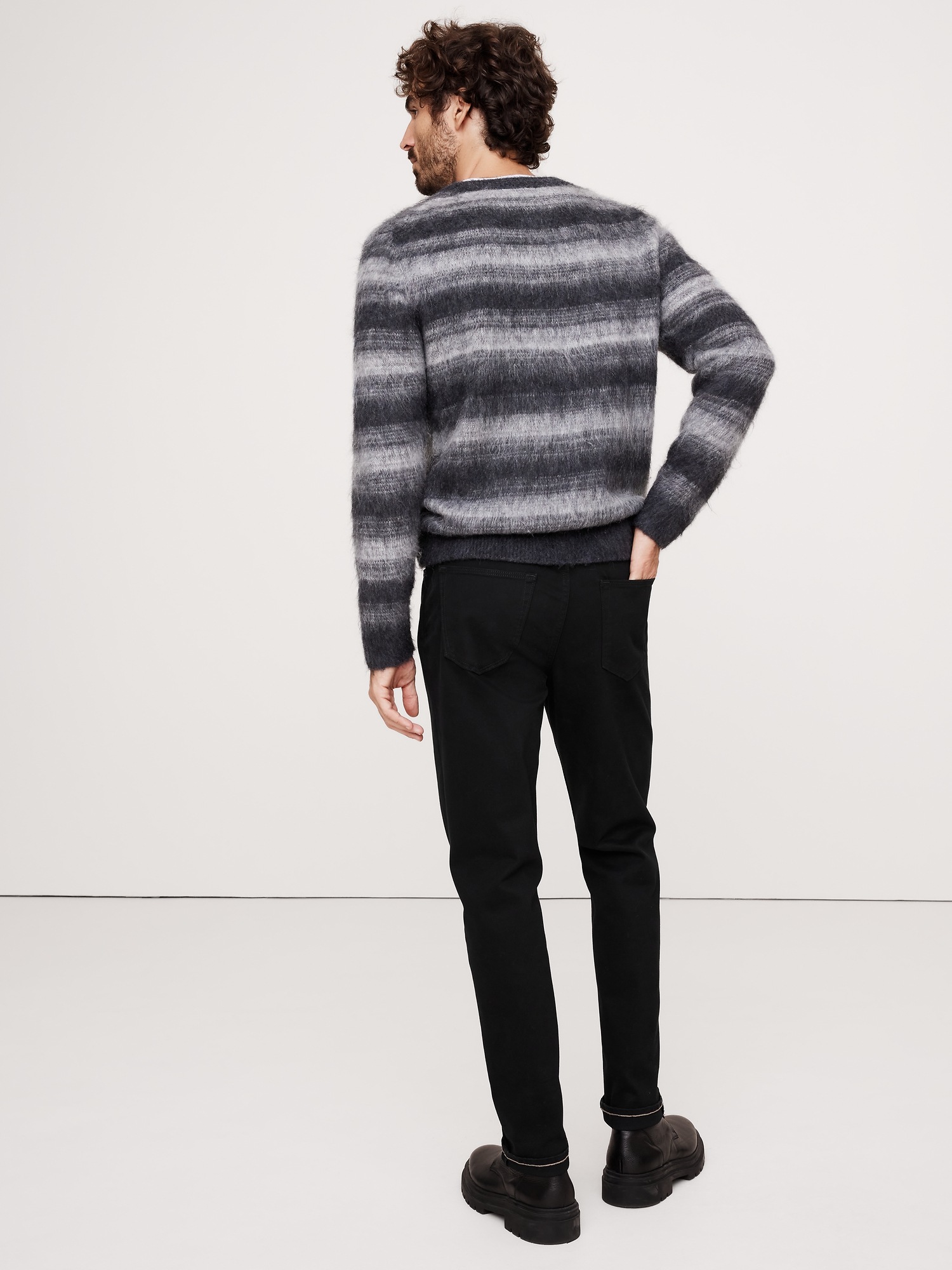 Мужские брюки Banana Republic Skinny Traveler Pant, цвет: Чёрный — фото 2