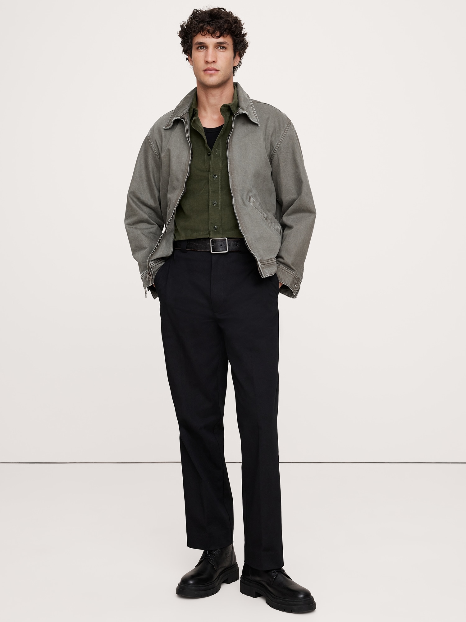 Standard-Fit Lightweight Corduroy Shirt