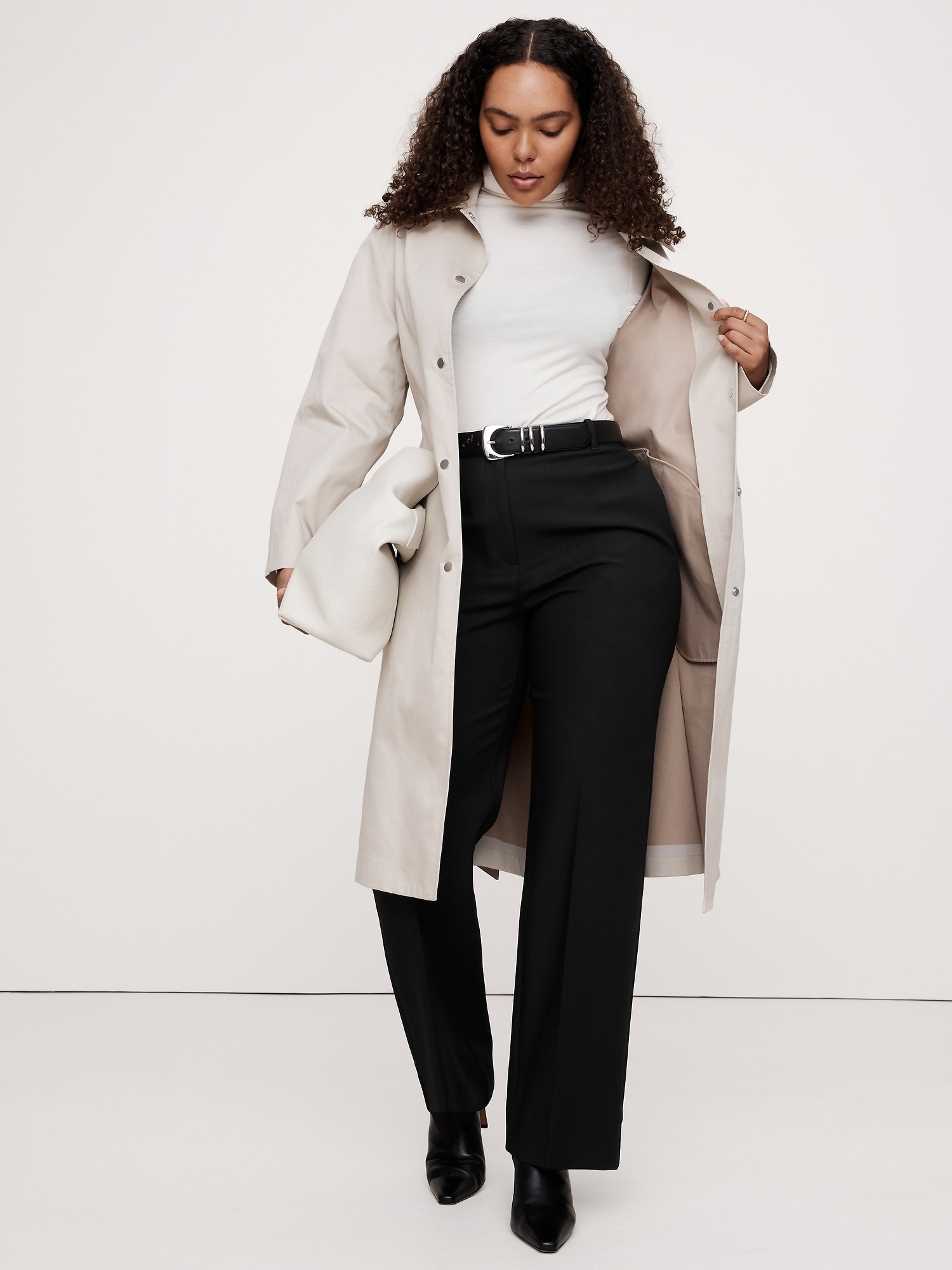 Женские брюки Banana Republic Ultra High-Rise Modern Straight City Stretch Pant, цвет: Чёрный — фото 4