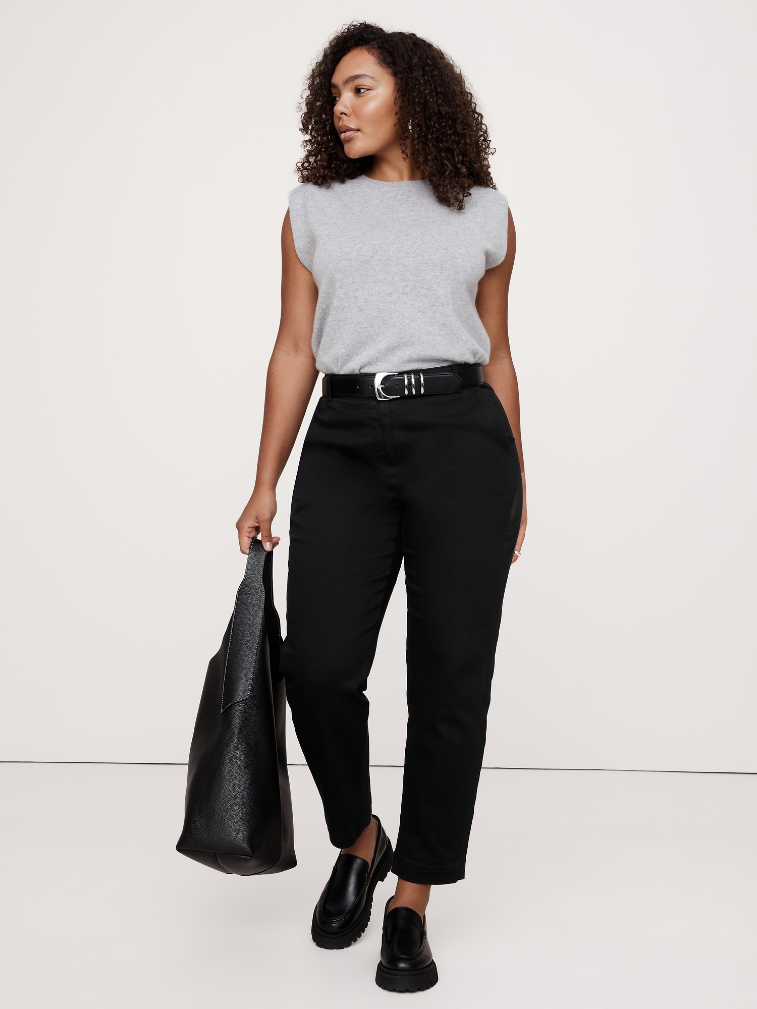 The Weekender Barrel-Leg Pant