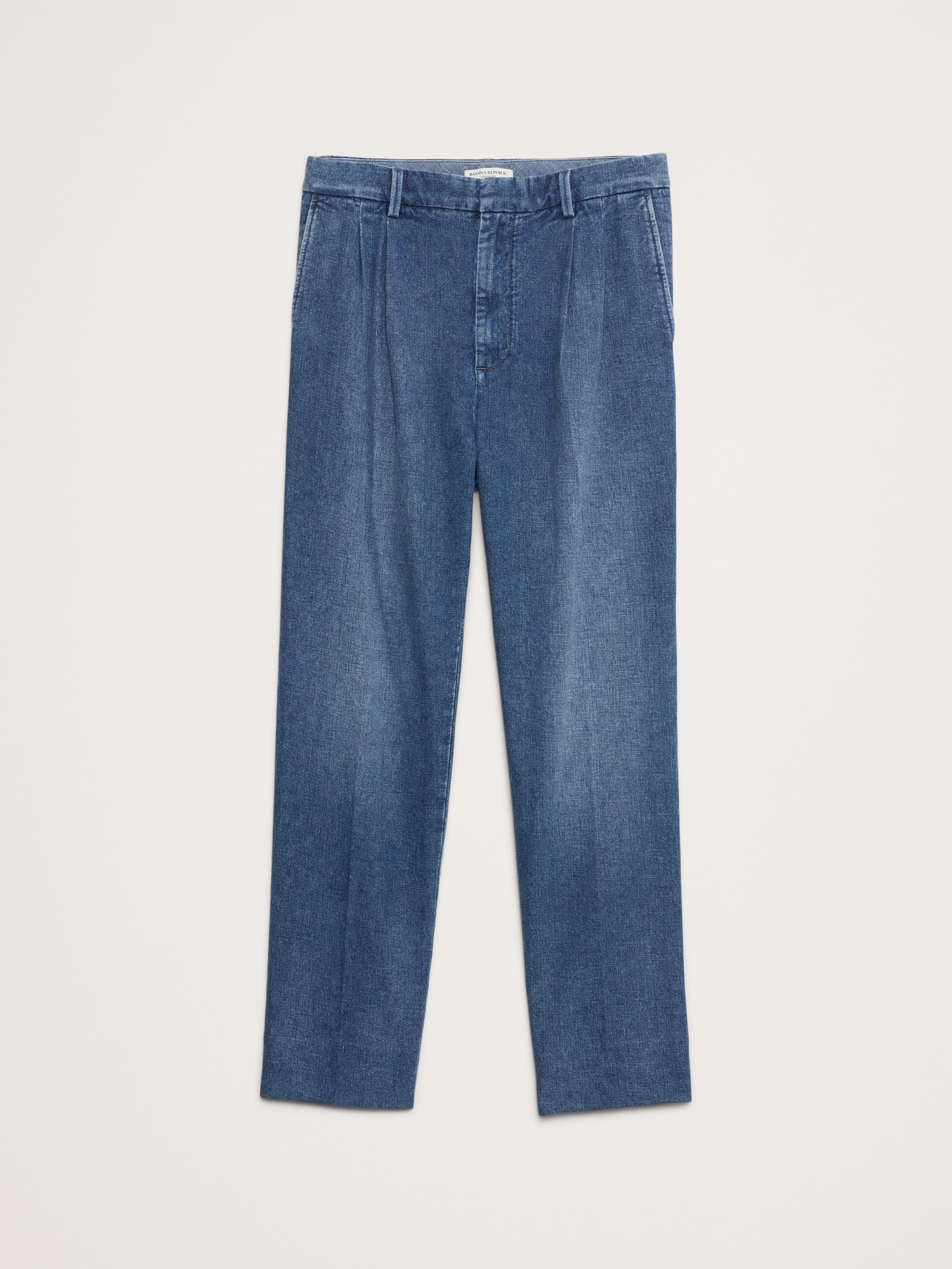 Straight Pleated Cropped Jean