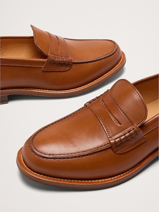 Classic Banana Republic Brown Leather Penny Loafers Men’s Size 10 Great Shape Leather Penny Loafer | Banana Republic Factory main image 3