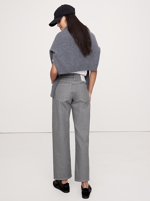Mid-Rise Straight Ankle Jean | Banana Republic