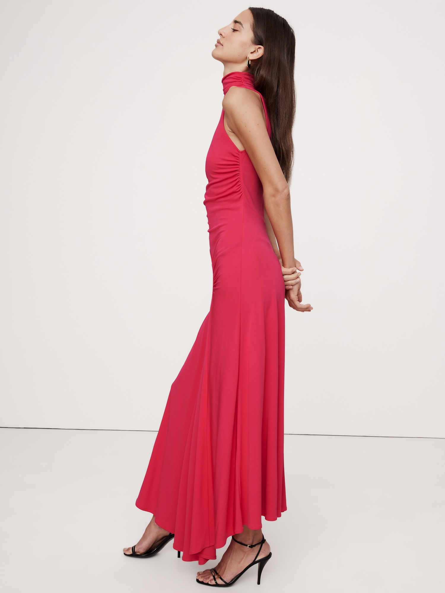 Женское платье Banana Republic Jersey Knit Mock-Neck Maxi, цвет: Коралловый — фото 3