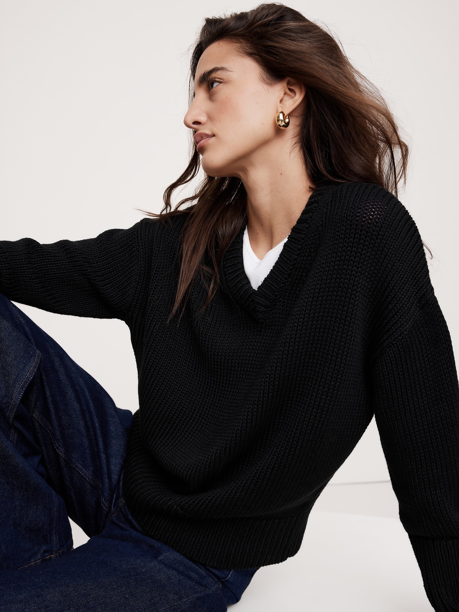Женский свитер Banana Republic Cotton V-Neck, цвет: Чёрный — фото 3