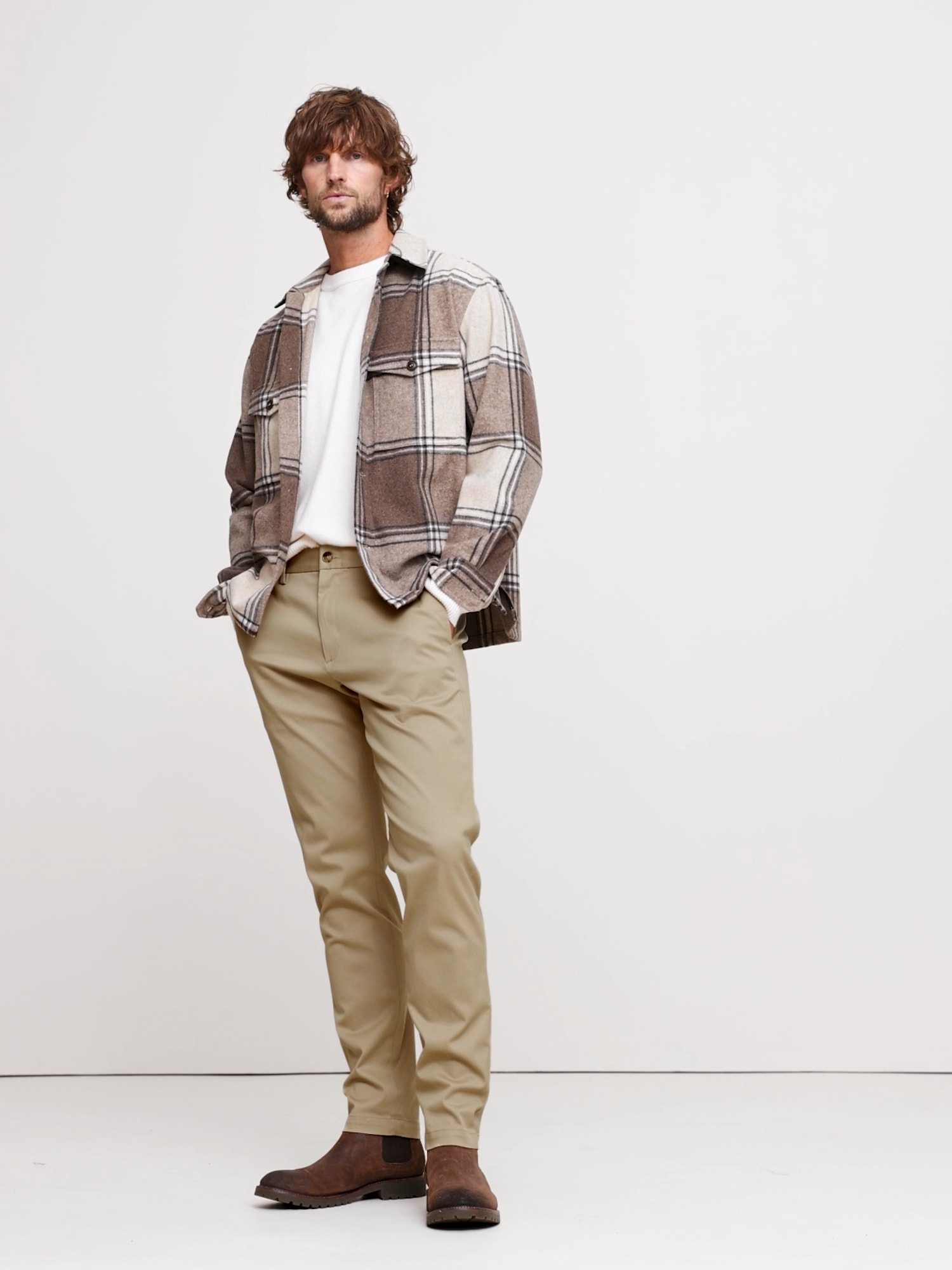 Image number 2 showing, Slim Rapid Movement Chino