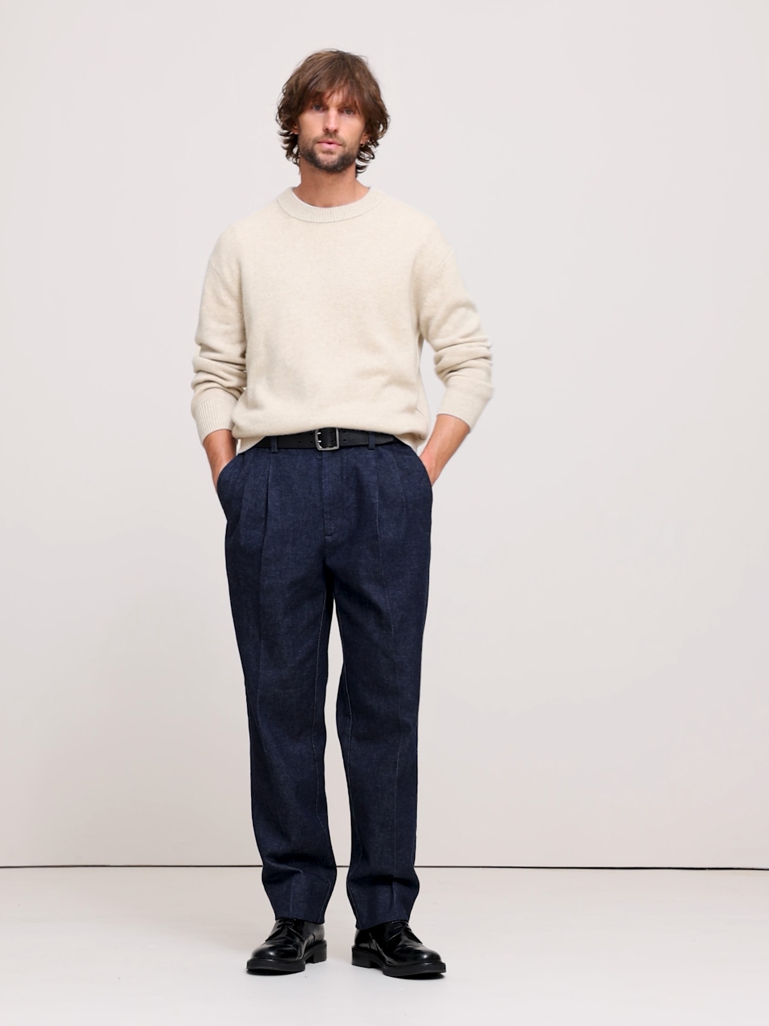Image number 2 showing, Cashmere-Linen Crew-Neck Sweater