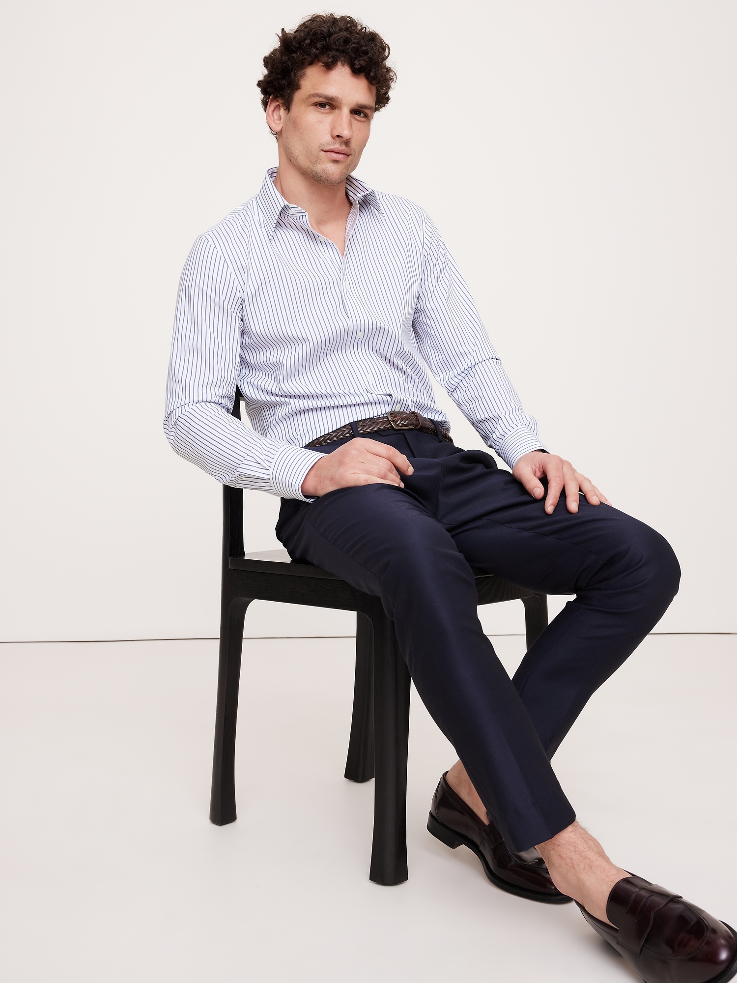 Slim Wrinkle-Resistant Dress Shirt