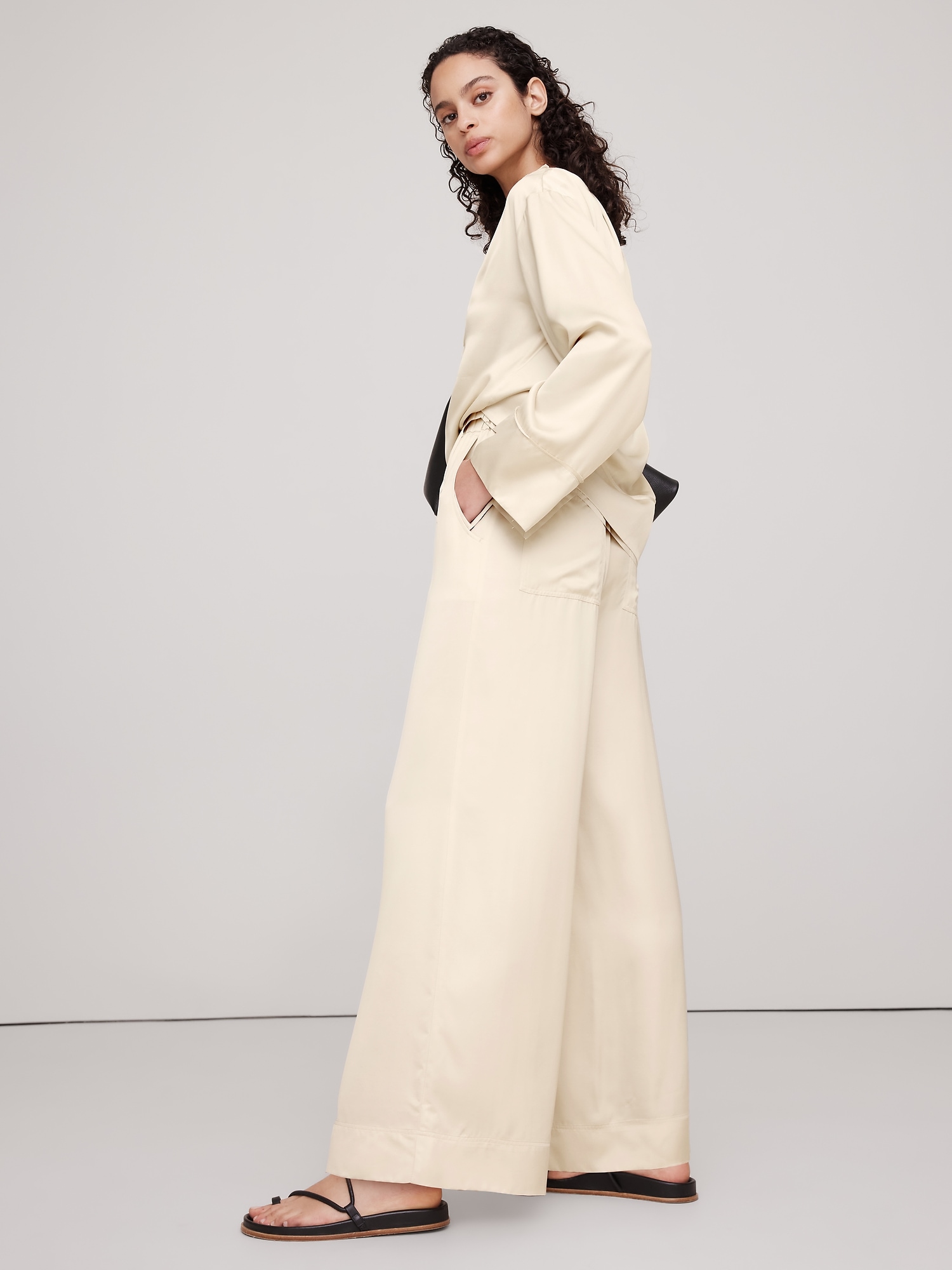 Pull-On Wide Leg Satin Pant