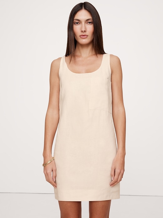 Banana Republic ★ 柔らかな風合いの一着 Scoop-Neck ドレス Linen Scoop-Neck Shift Dress | Banana Republic