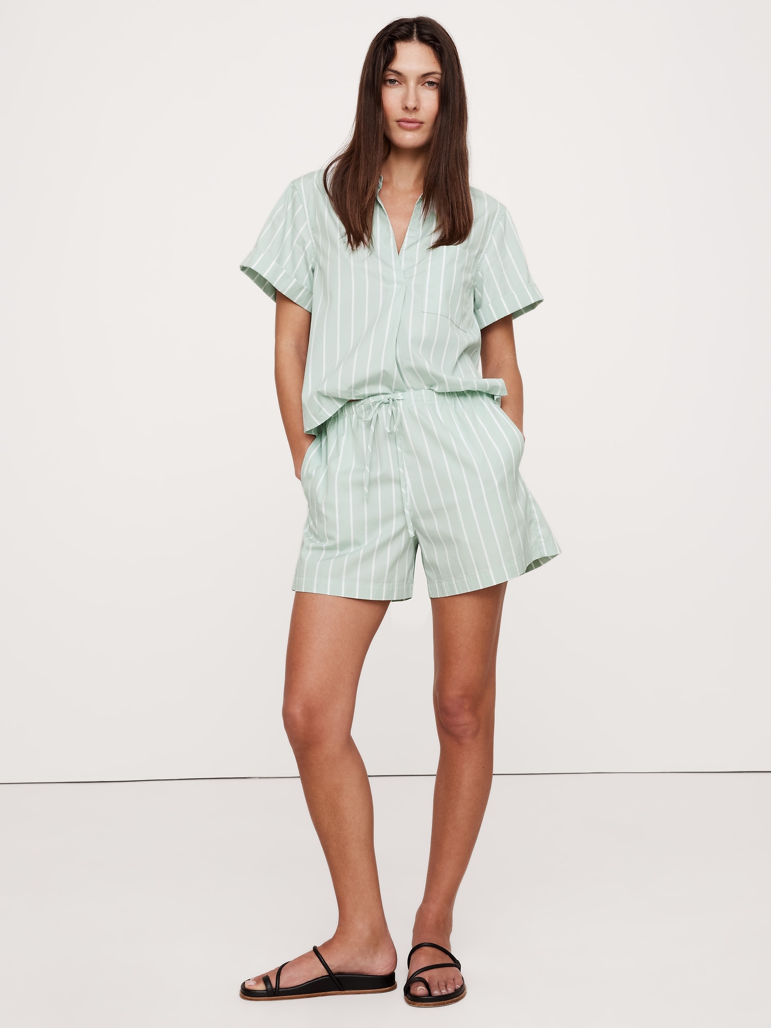 Poplin Pull-On Drawstring Short