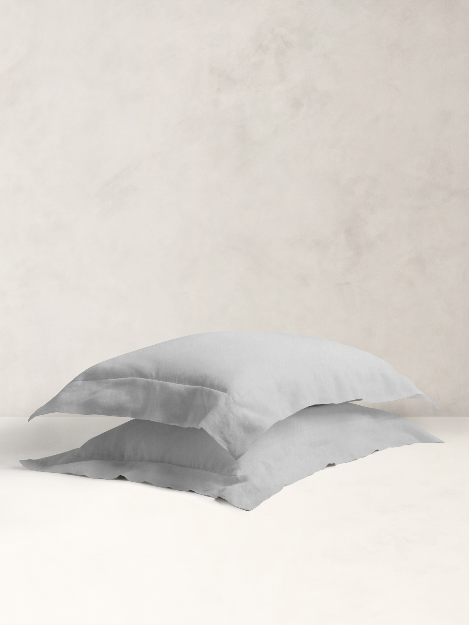 Fine Linen Sham Set