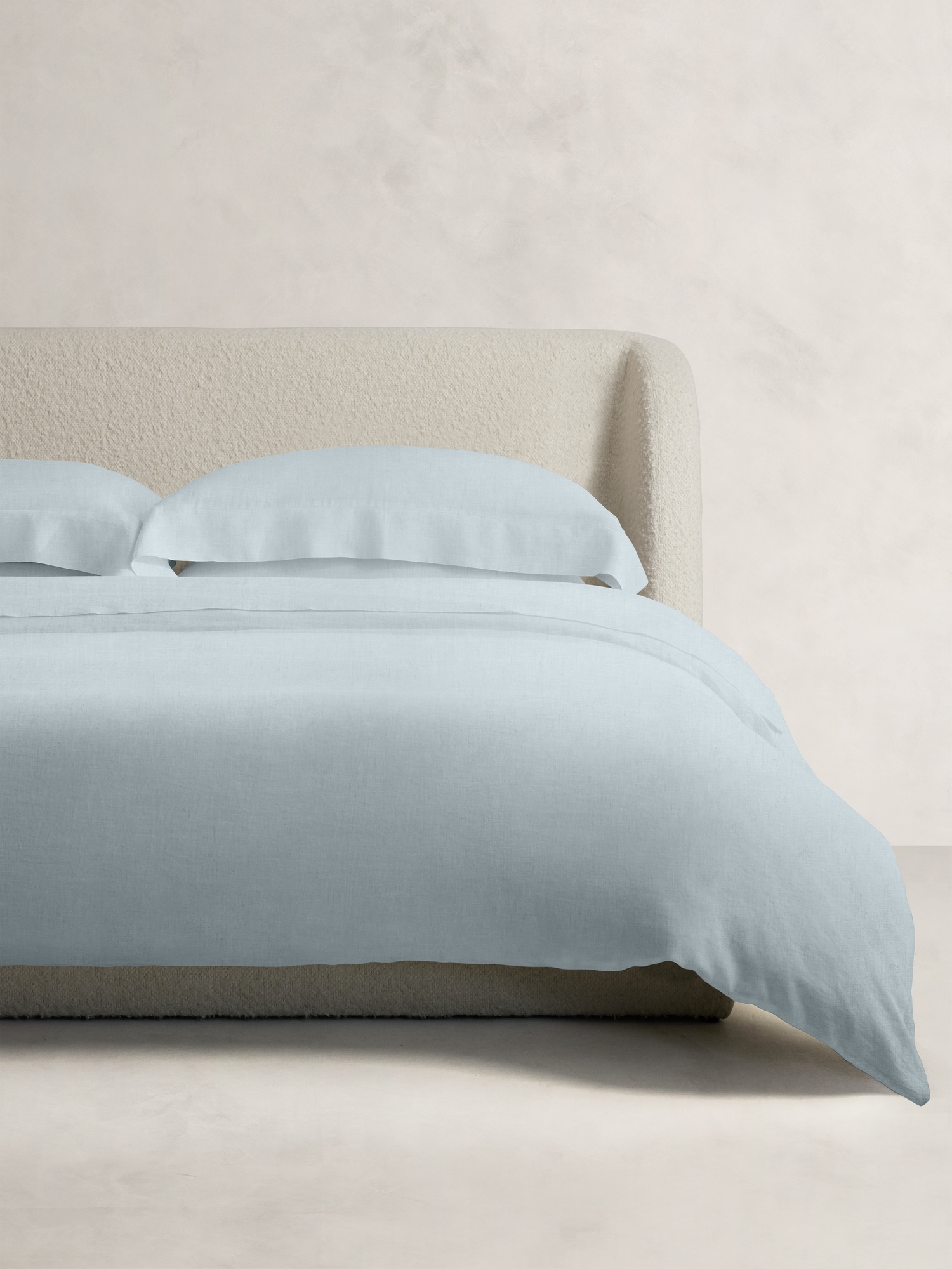 Image number 1 showing, Fine Linen Duvet Cover