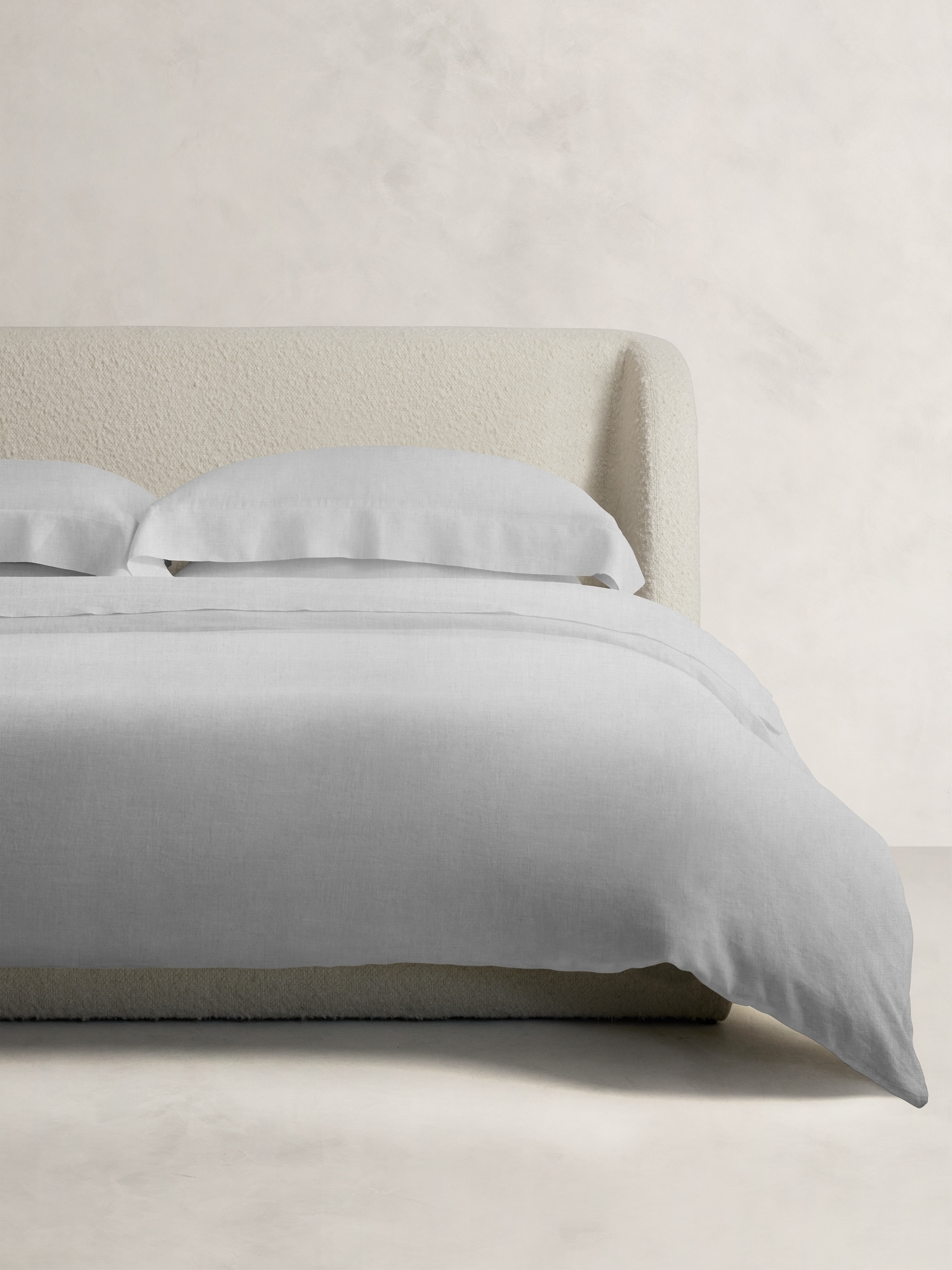 Image number 1 showing, Fine Linen Duvet Cover