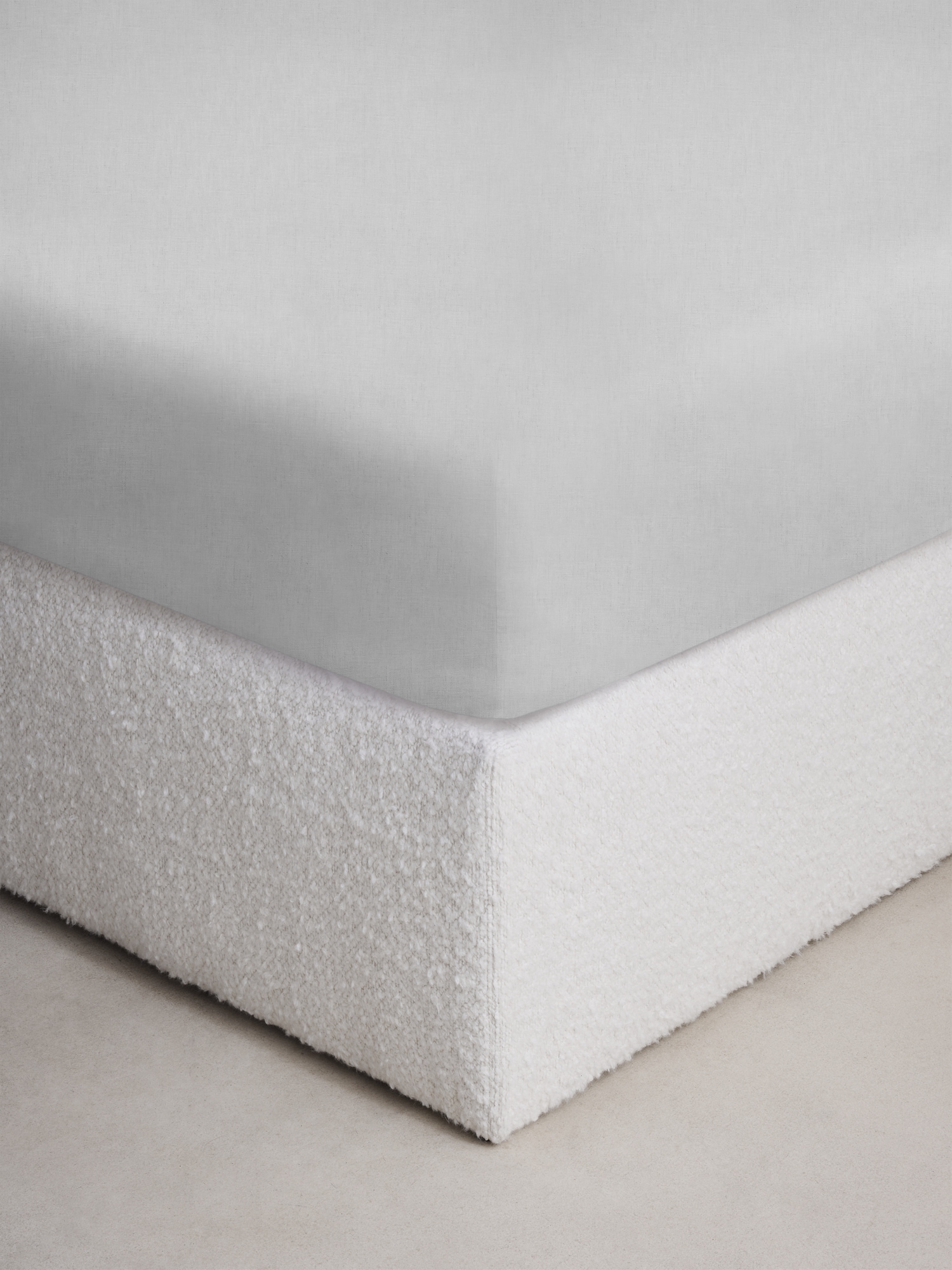 Fine Linen Fitted Sheet - Vapor