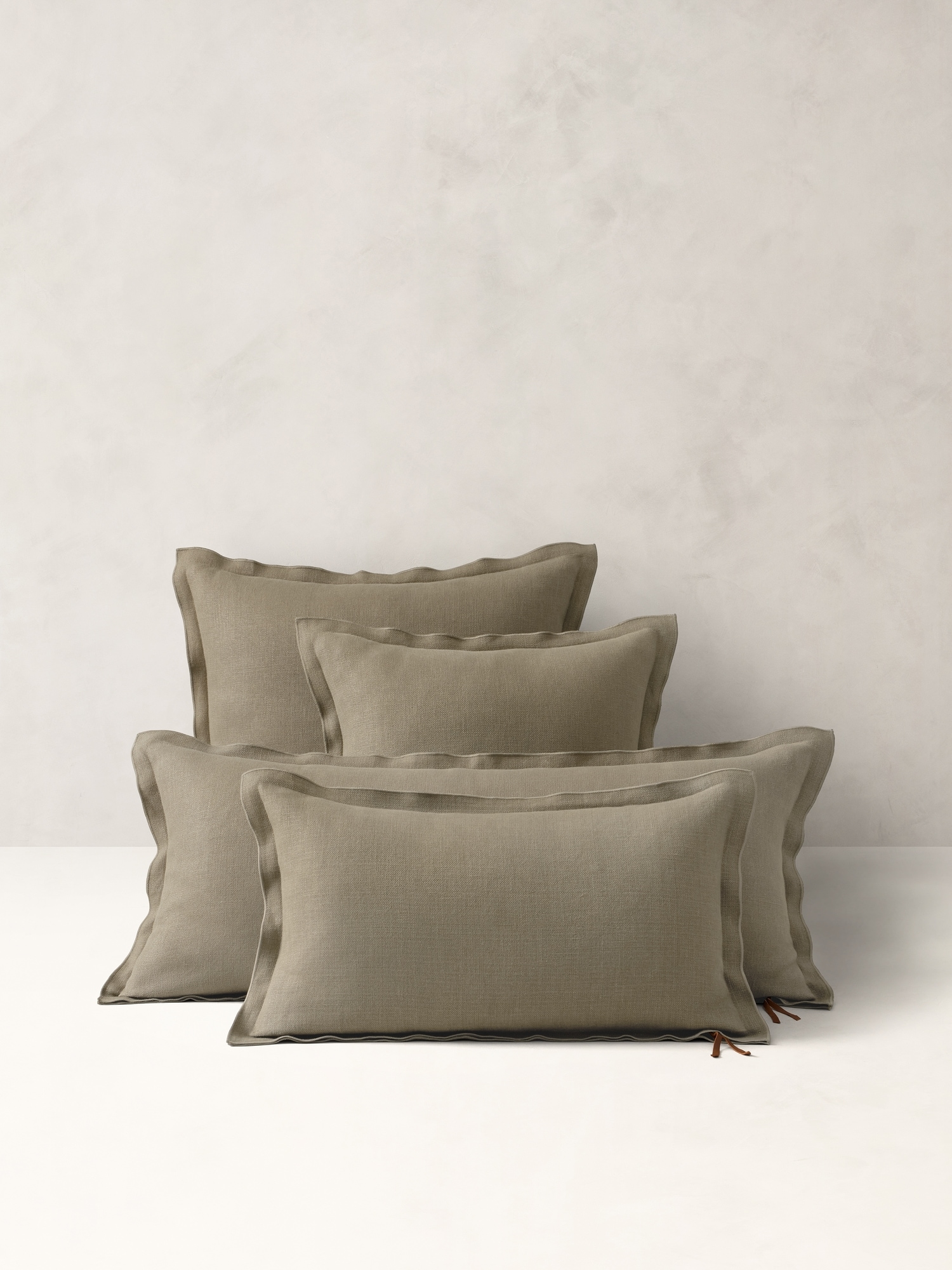 European Linen Pillow - Truffle