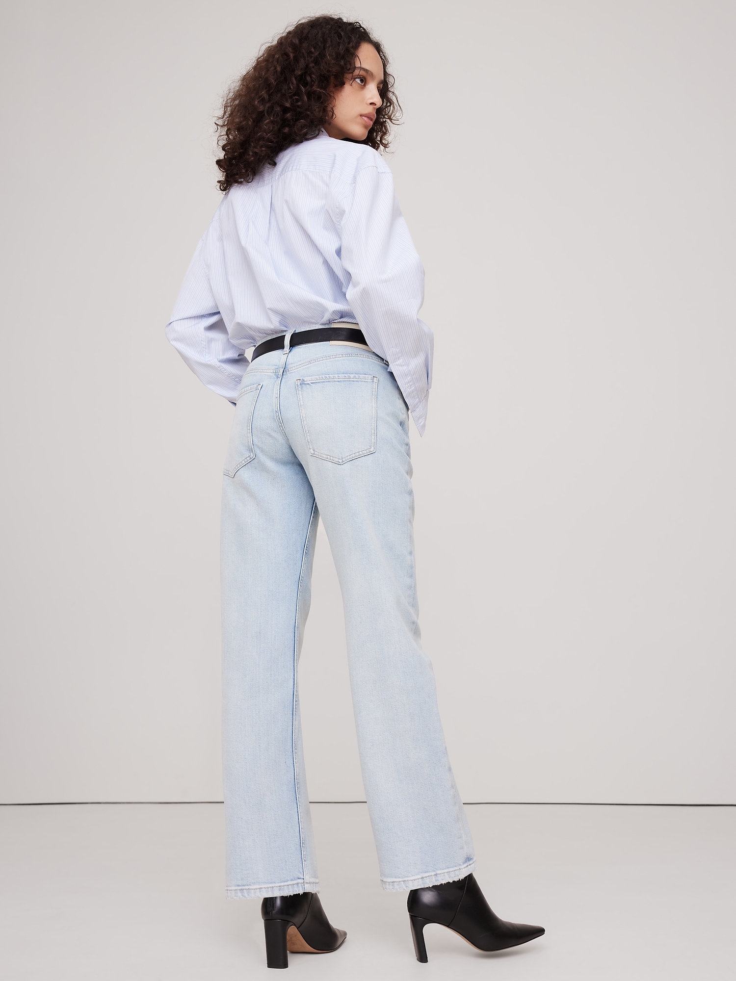 Mid-Rise 90s Relaxed Jean