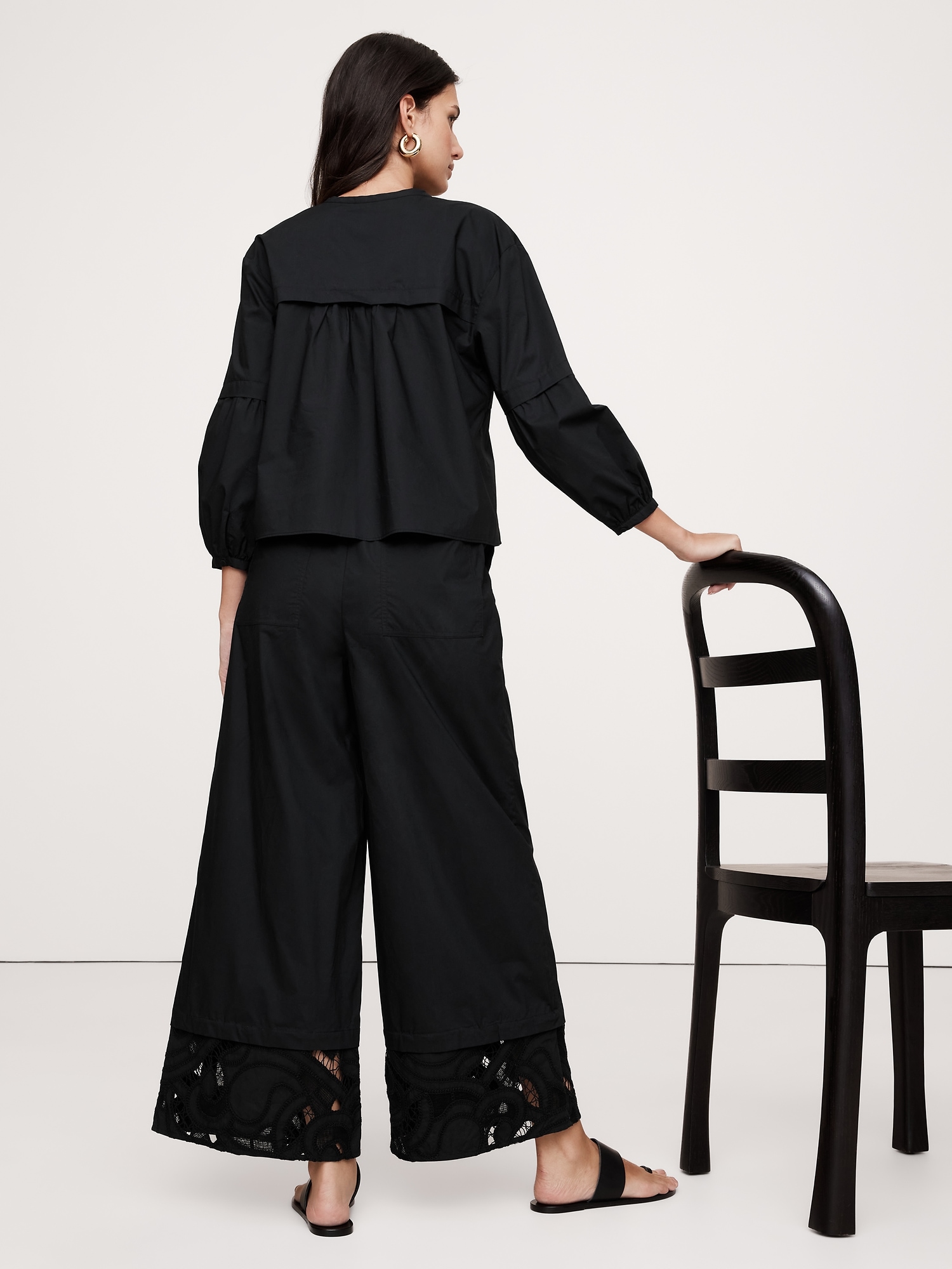 High-Rise Wide-Leg Embroidered Cotton Poplin Cropped Pull-On Pant