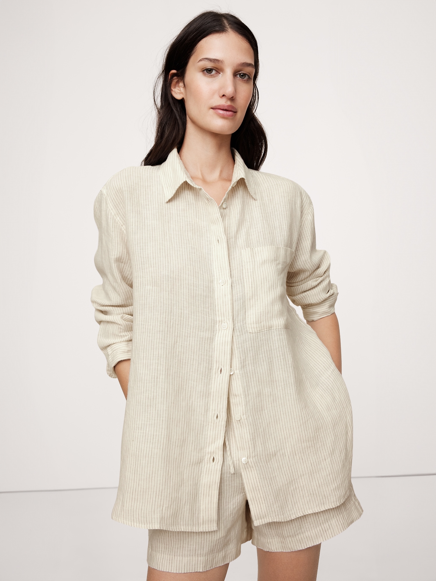 The Oversized Linen Shirt