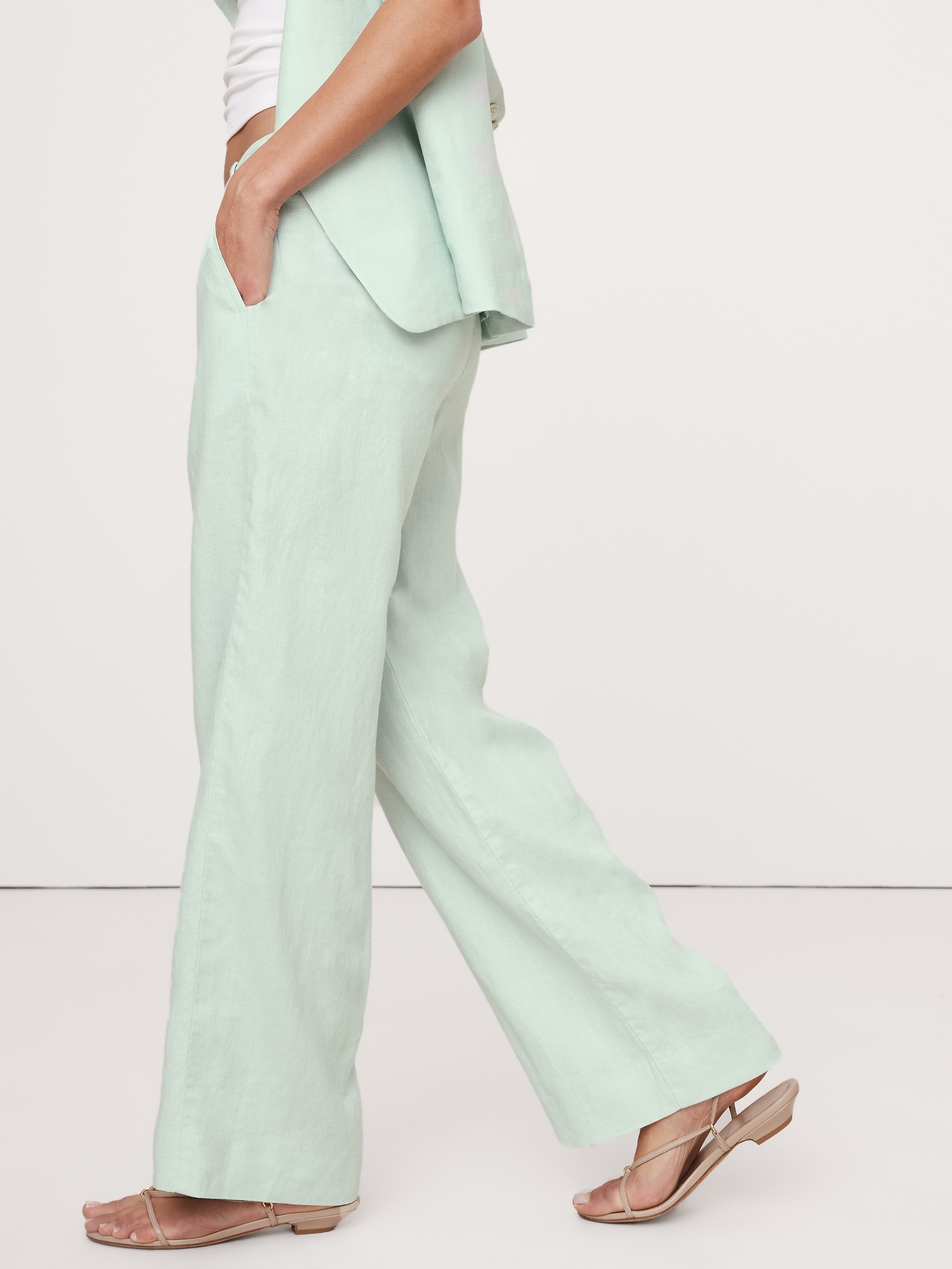 The Everyday Wide-Leg Linen Pant